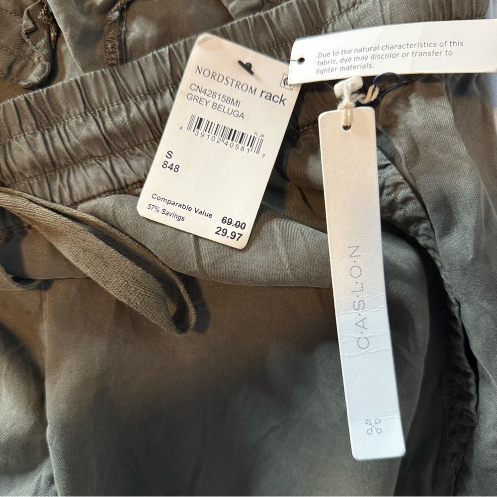 New Caslon Olive Green Women's Joggers Small - Picture 14 of 14